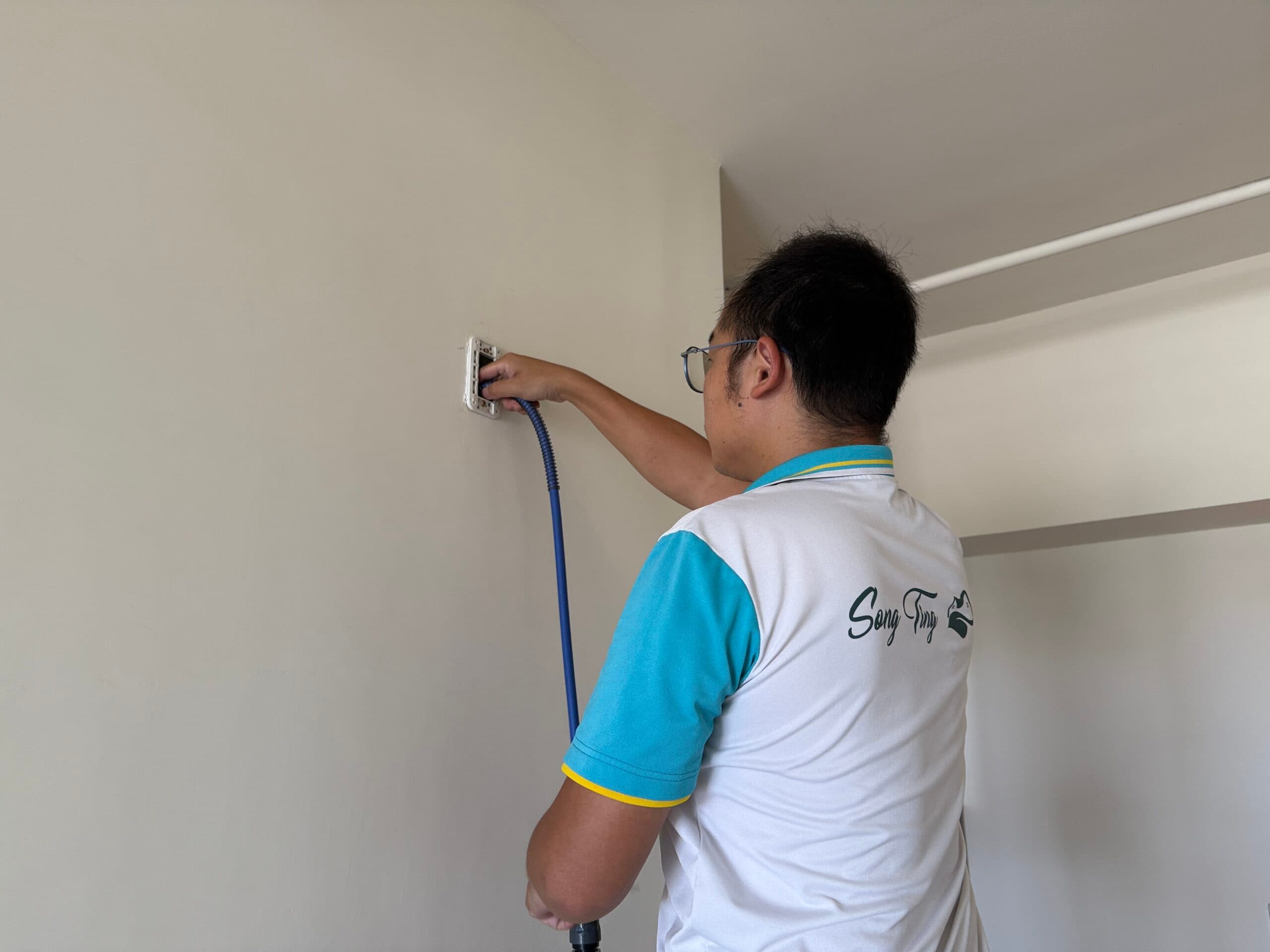 全室冷氣排水孔注水測試